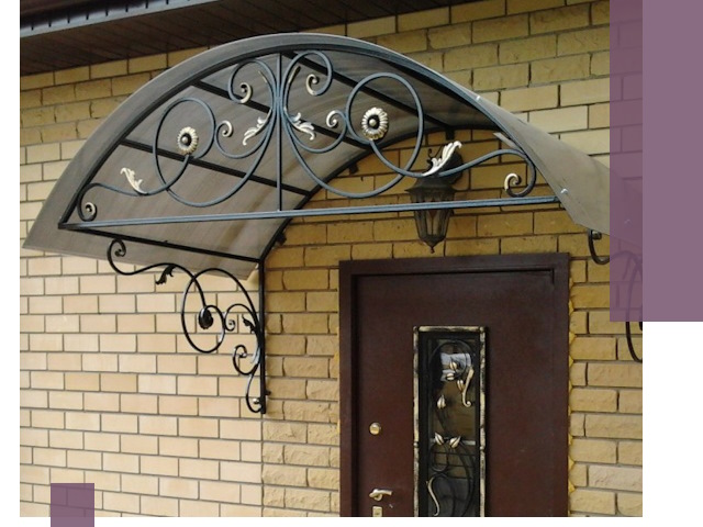 Изготовление козырьков из металла под ключ в Кулебаках