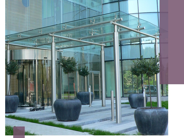 Навесы из стекла на заказ в Кулебаках — монтаж и установка